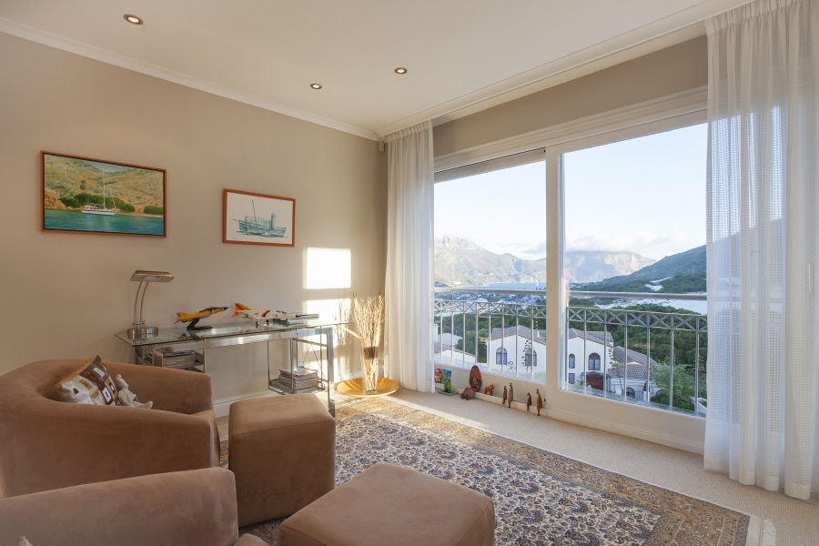 4 Bedroom Property for Sale in Kronenzicht Western Cape